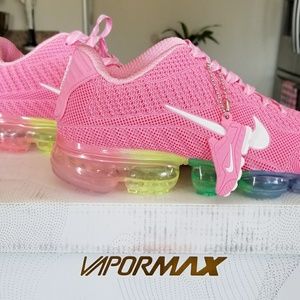 Women's authentic Nike Air Max vapormax new in the